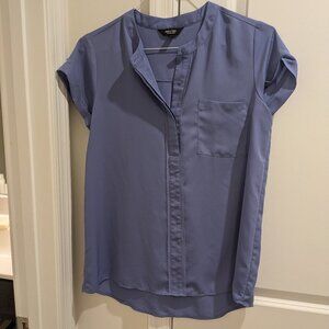 Simply Vera VeraWang periwinkle blouse